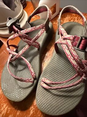 Chaco Women’s Strappy Outdoor Sandals - Pink and Gray